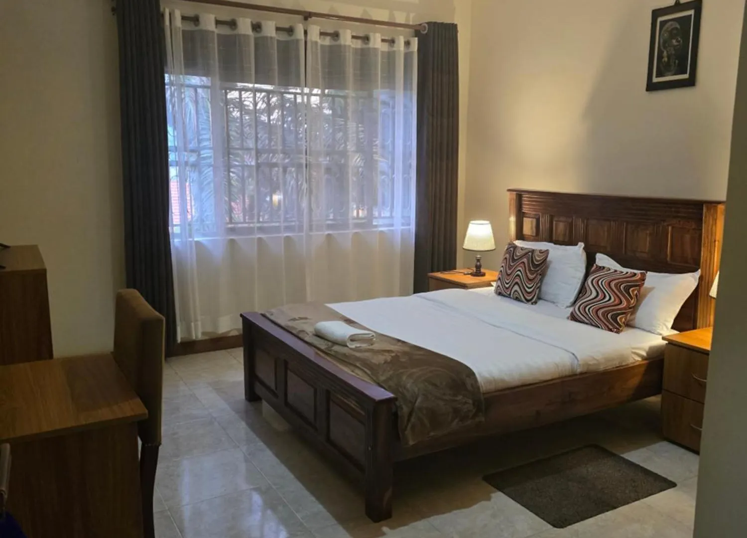 Calm Suites Kampala Hotel